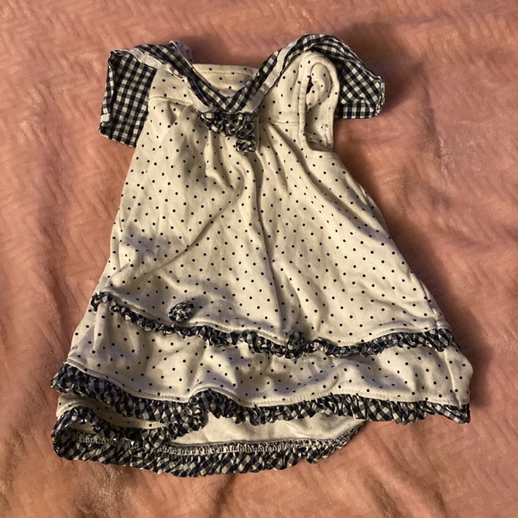 baby girl dresses size nb and 0-3 - Picture 8 of 8